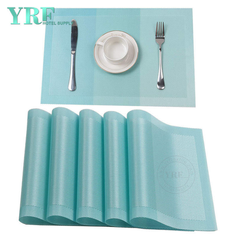 Tapis de table rectangulaires en PVC lavables et résistants à la chaleur à bordure bleue Party