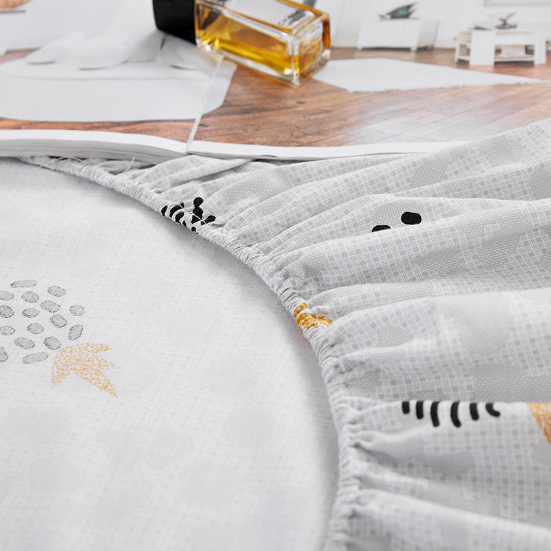 Ensemble de literie gris clair en tissu brossé en coton hypoallergénique avec poches profondes