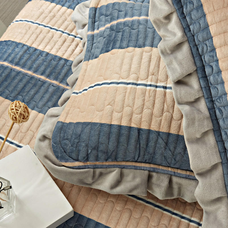 Couvre-lit luxueux avec housse de lit lavée Camel et bleu acier pour le printemps et l'été