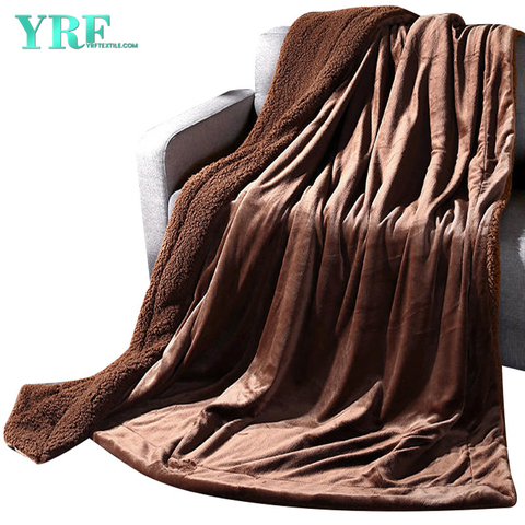 Selle chaude de peluche de conception unique de couverture de polyester d'impression Brown pour la taille simple